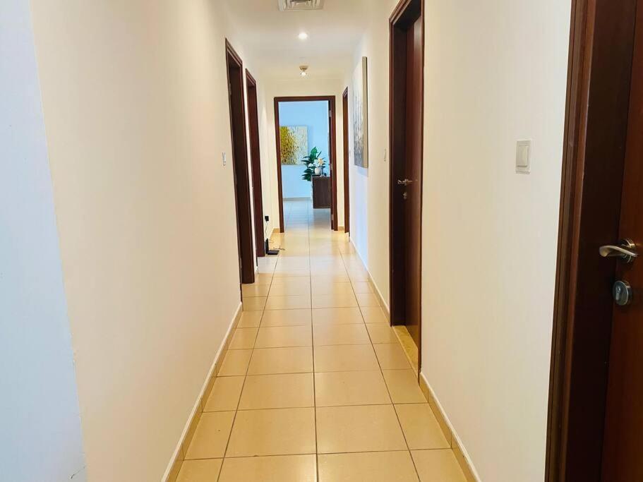 Jovial At Jbr Apartman Dubaj Kültér fotó